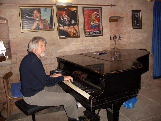 CIMG3727_a.JPG (142638 bytes)