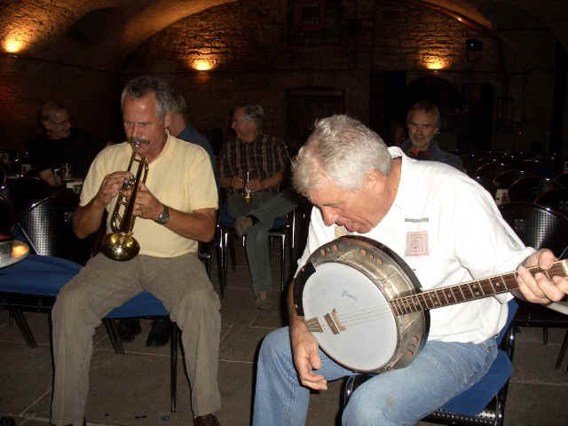 CIMG4961_a.JPG (150037 bytes)