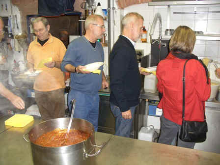 CIMG6393_a.JPG (93667 bytes)