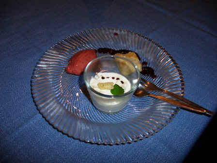 CIMG6397_a.JPG (84594 bytes)